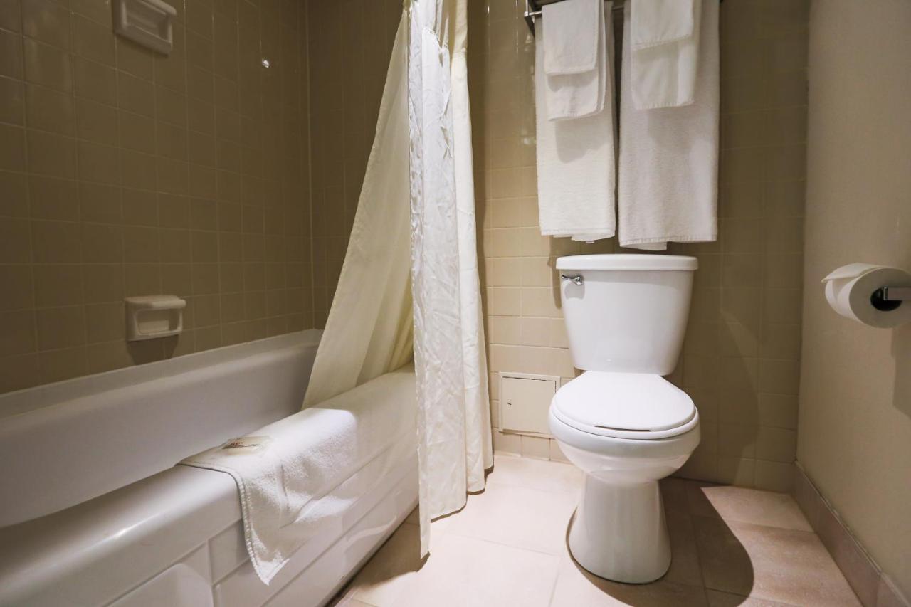 Hotels Gouverneur Труа-Ривьер Экстерьер фото