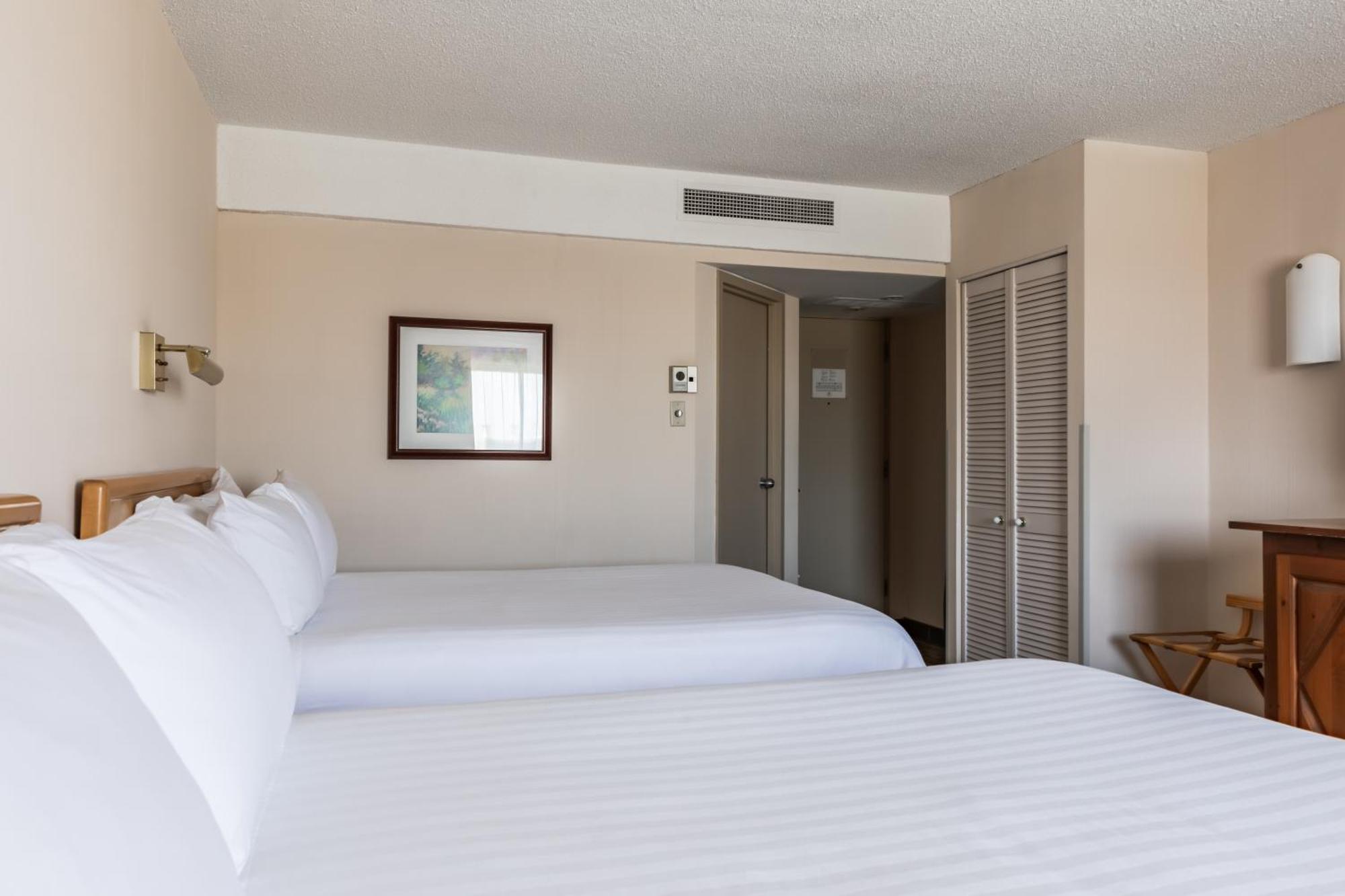 Hotels Gouverneur Труа-Ривьер Экстерьер фото